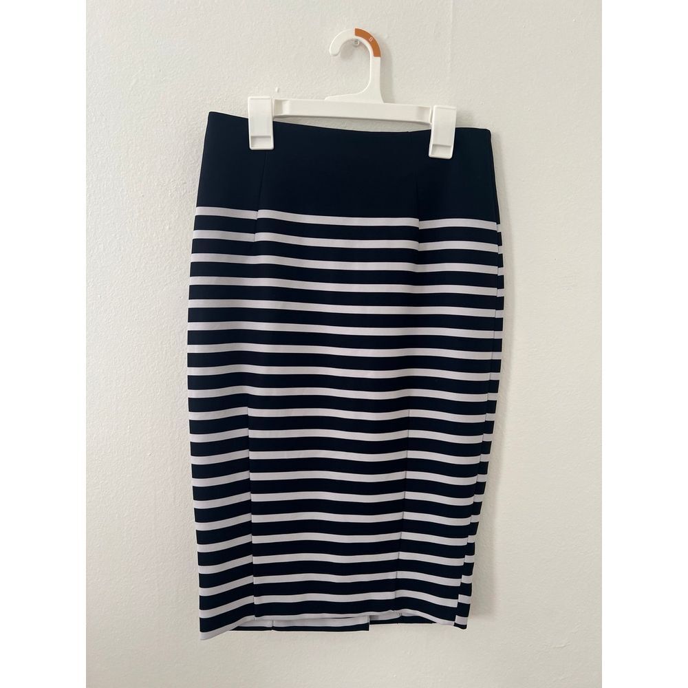 H&M MIDI SKIRT‎ SIZE 6
